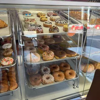 Mimi's Donuts Picture 1