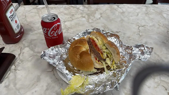 Beach Bagel Trattoria Picture 8