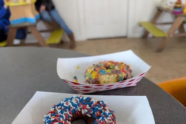 Top That! Donuts