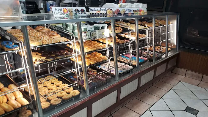 Yum Yum Donuts Picture 4