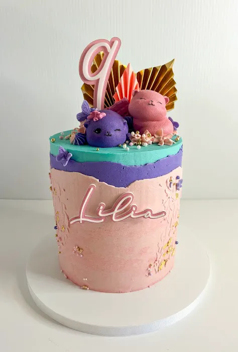 Nina Bakes Picture 6