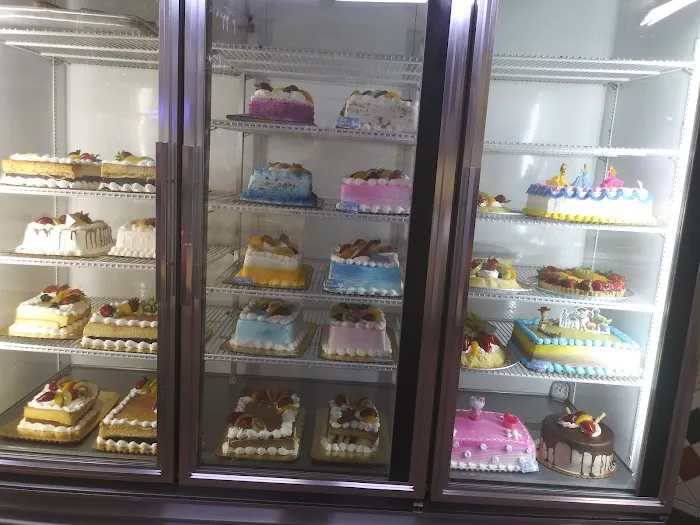 La Norteña Bakery Picture 3