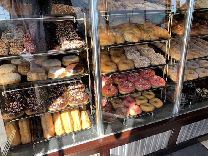 Winchell's Donut House Picture 7