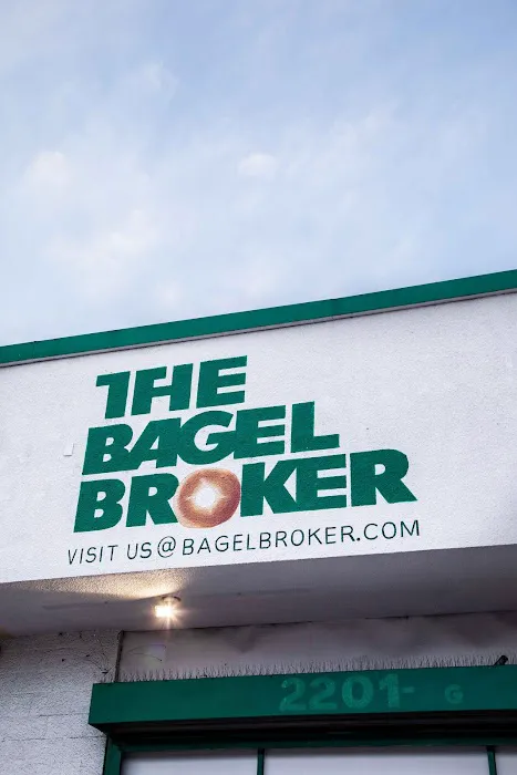 Bagel Broker - Downtown Picture 6
