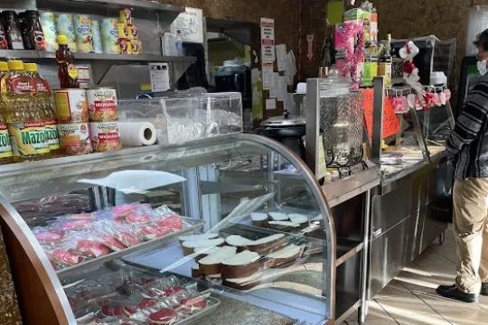 Pasteleria Y Panaderia El Panon Bakery