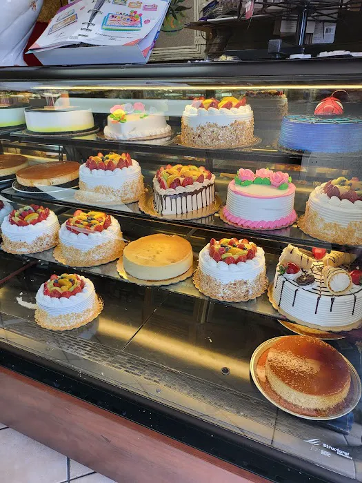 Pasteleria Y Panaderia El Panon Bakery Picture 6
