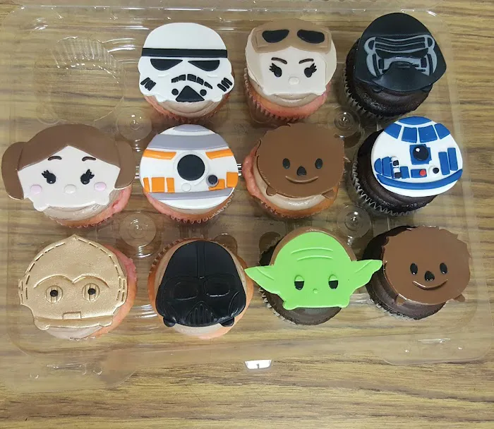 Ele Makes Cakes Picture 6