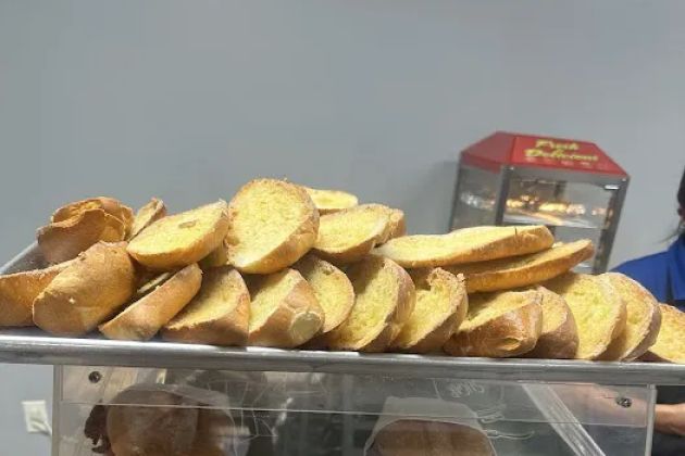 Panaderia Los Reyes Bakery # 1