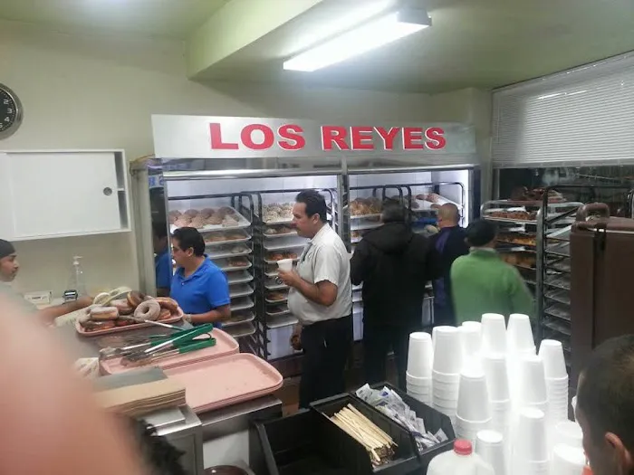 Panaderia Los Reyes Bakery # 1 Picture 6