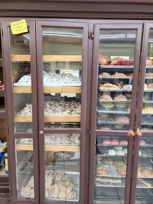 El Globo Panaderia Y Pasteleria Picture 4