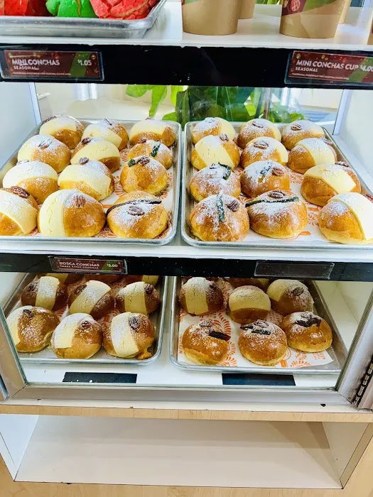 La Monarca Bakery & Cafe Picture 7