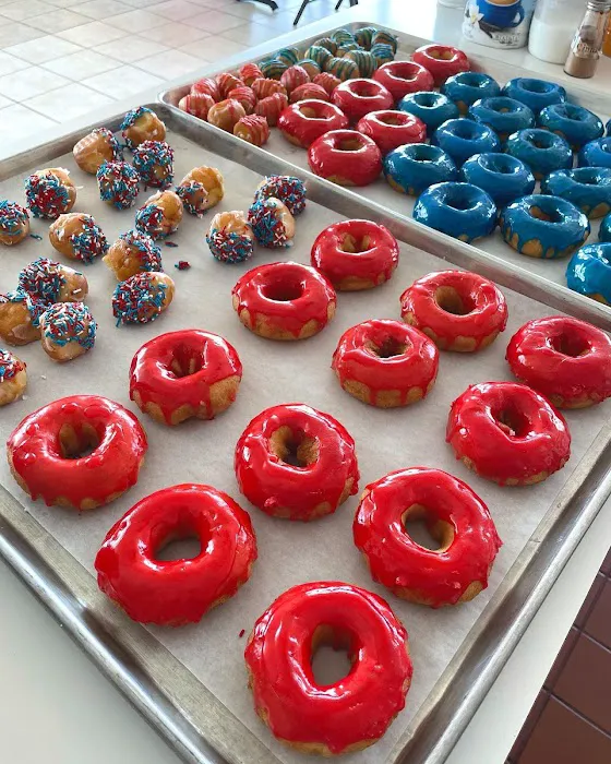 Donut House Picture 9