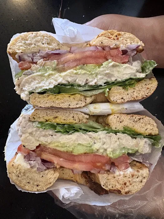 Bonjour Bagel Cafe Picture 4