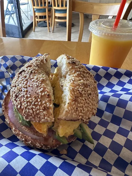Bonjour Bagel Cafe Picture 10