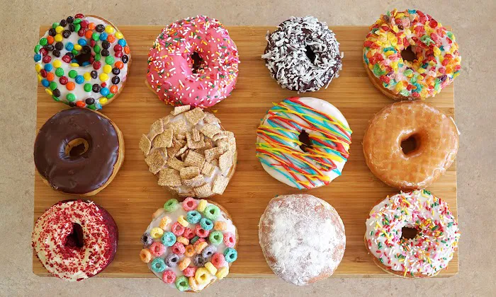 Rainbow Donuts (Norwalk) Picture 5