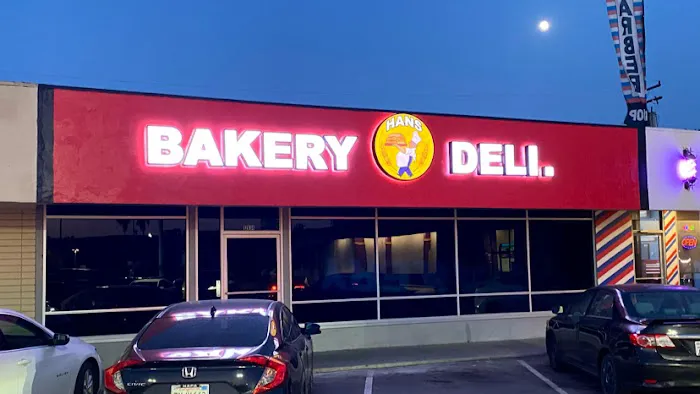 Hans Bakery & Deli Picture 4