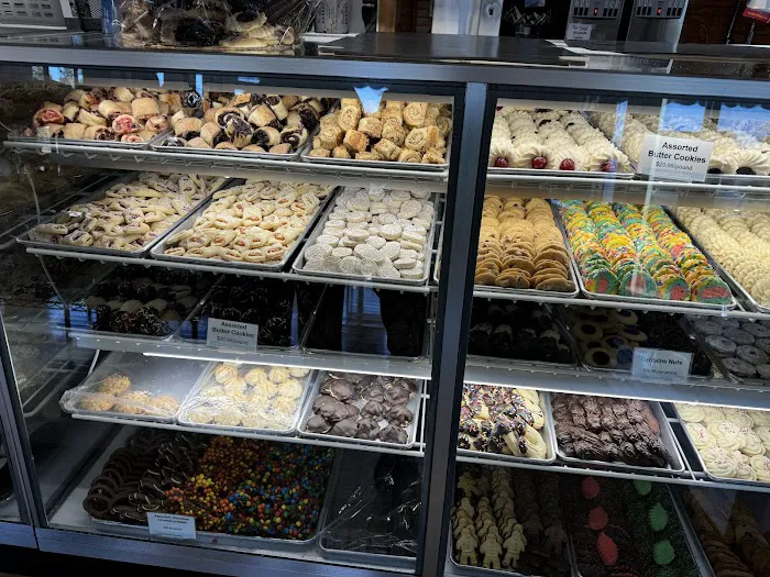 Mueller's Bakery Picture 9