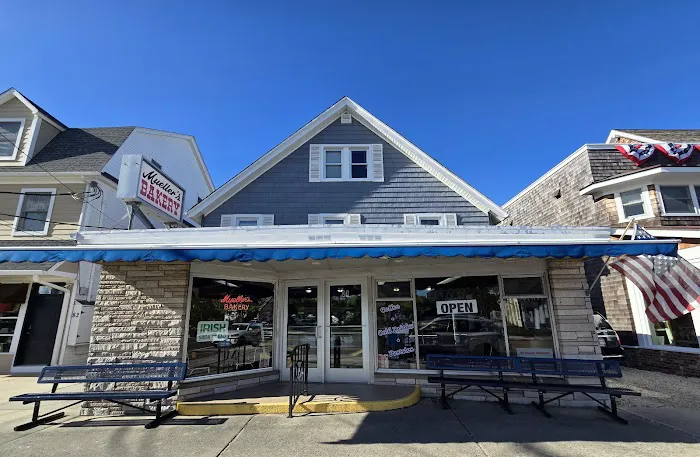 Mueller's Bakery Picture 2