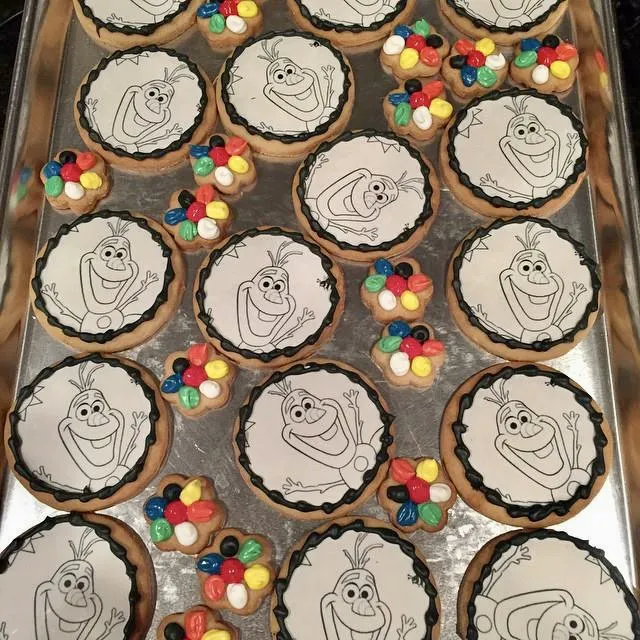 Katie Cakes Picture 10