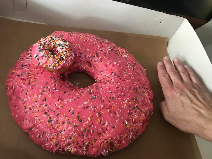 DK's Donuts & Bakery Picture 7