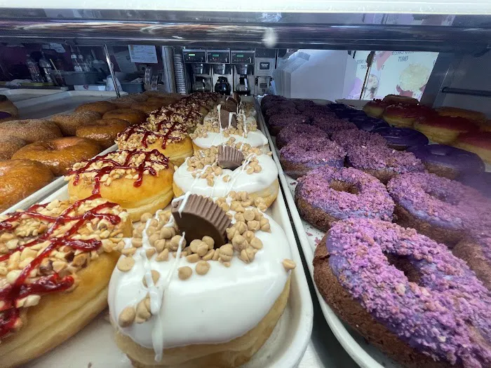 DK's Donuts & Bakery Picture 1