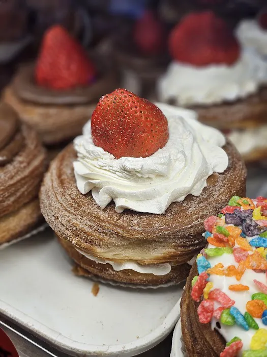 DK's Donuts & Bakery Picture 10