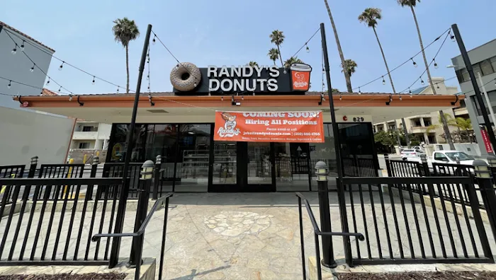 Randy's Donuts Picture 7