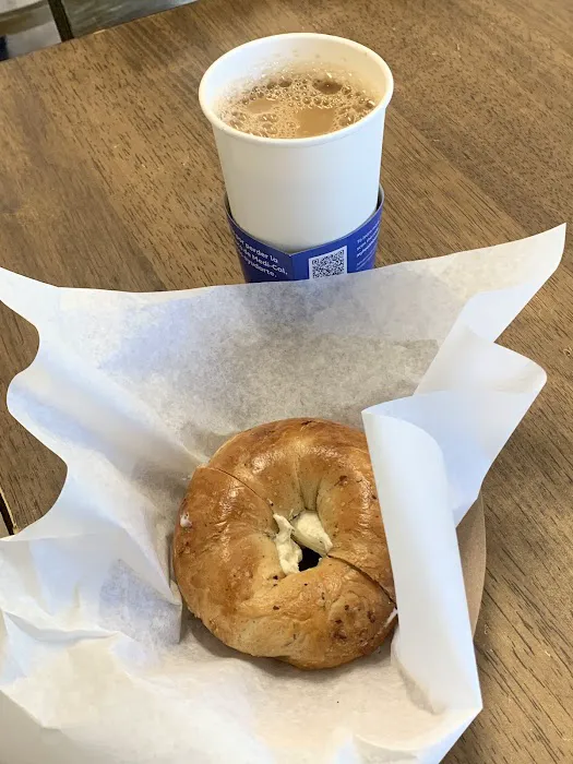 New York Bagel Deli & Bakery Picture 7