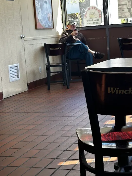 Winchell's Donut House Picture 10