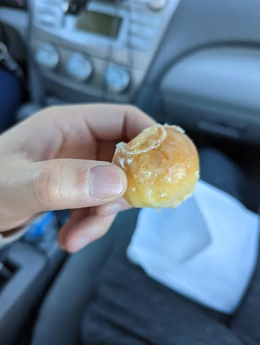 Daily Donut House Picture 3