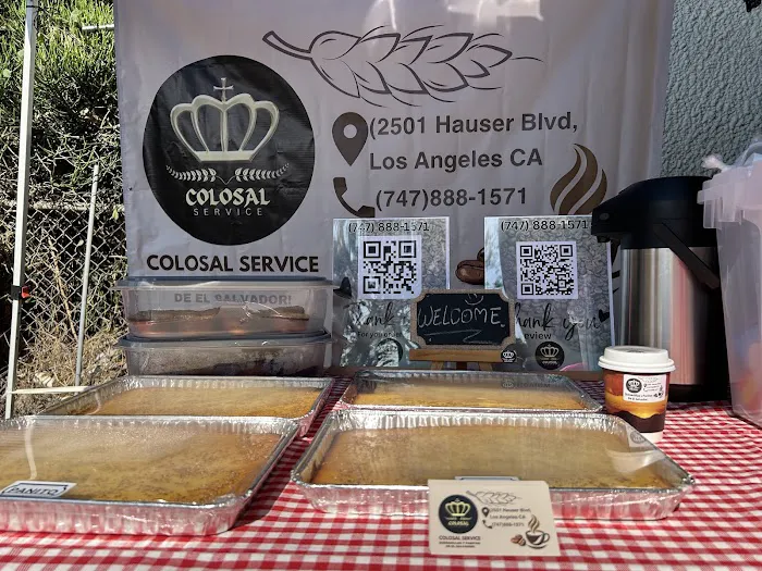 Colosal Service - Quesadillas y Panitos de El Salvador Picture 4