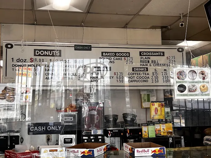 Darling Donuts & Ice Cream Picture 2