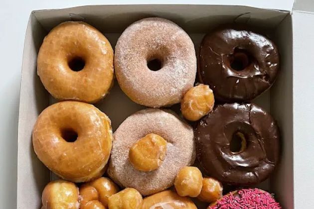 Darling Donuts & Ice Cream