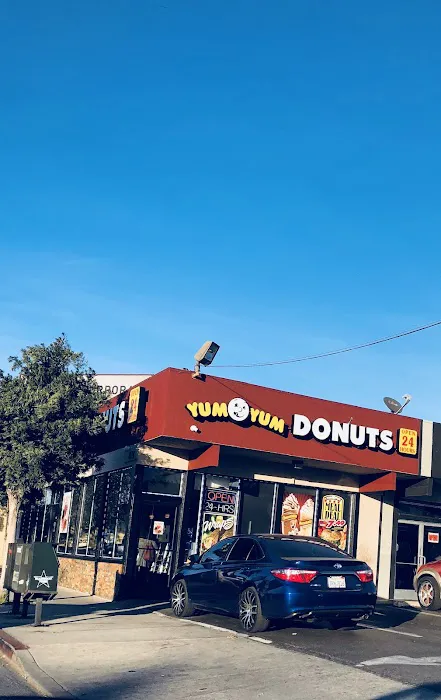 Yum Yum Donuts Picture 2