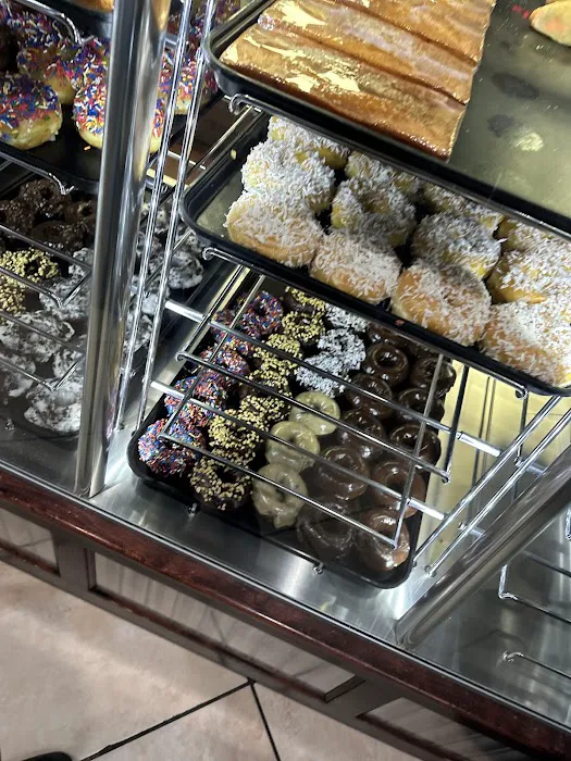 Yum Yum Donuts Picture 3