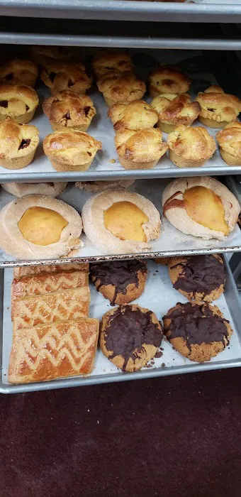 Ibarras Bakery Picture 1