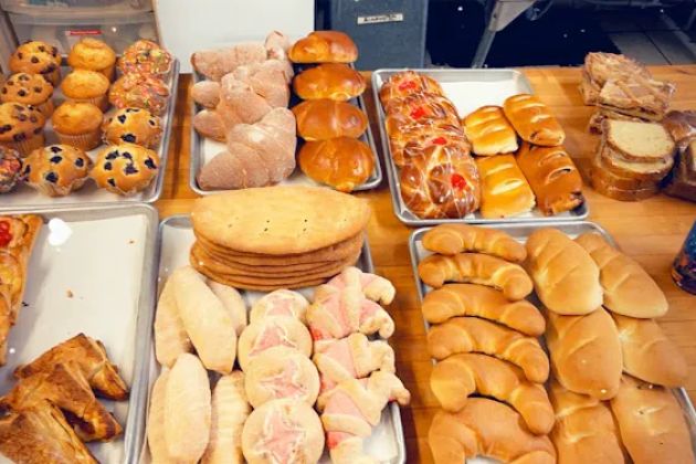 Mama Petra Bakery