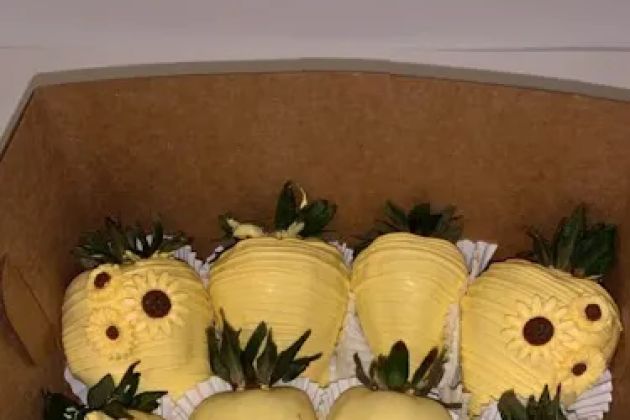 Los Pinitos Nuevos Bakery