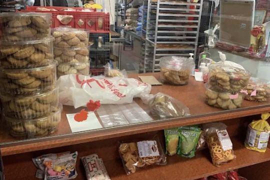 Armando's Bakery