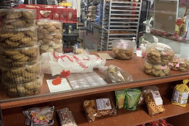 Armando's Bakery