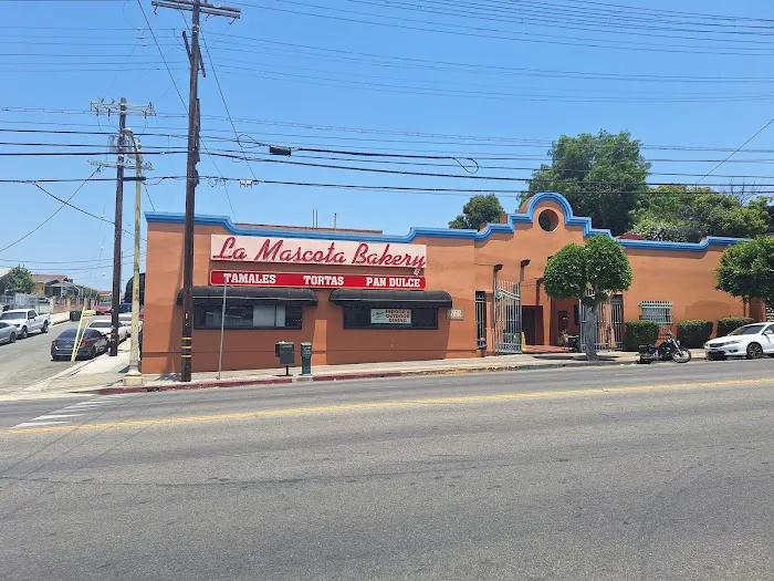 La Mascota Bakery Picture 4