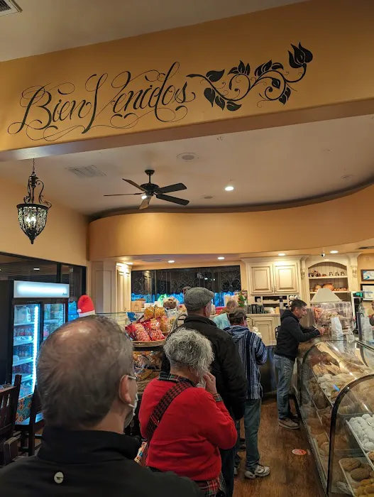 La Mascota Bakery Picture 1