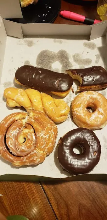 Yum Yum Donuts Picture 7