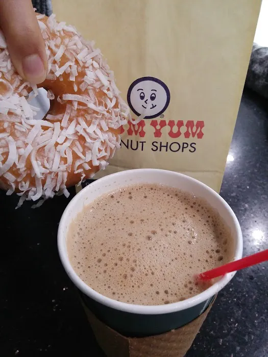 Yum Yum Donuts Picture 1