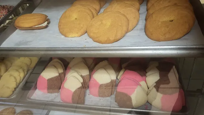 ESCALONA’S BAKERY # 2 Picture 7