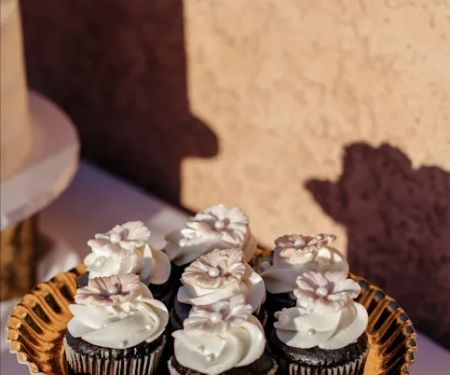 El Mana Pastry Shop
