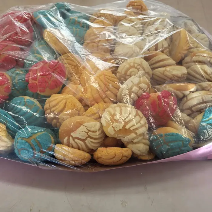 Grizzly's Bakery Picture 7