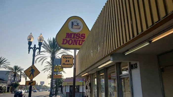 Miss Donuts Picture 1