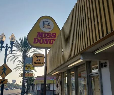 Miss Donuts