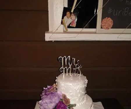 April's Cakes